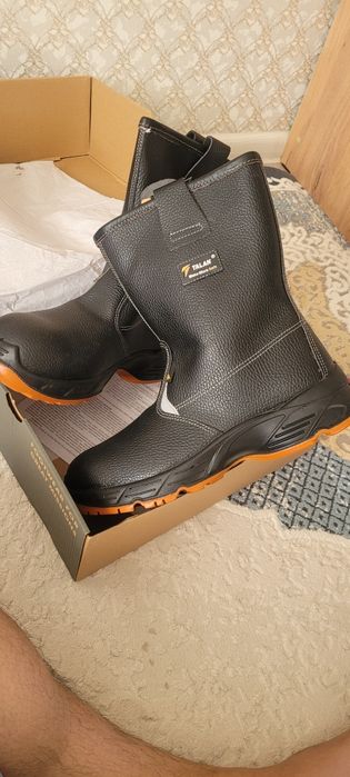 Спецобувь новые...