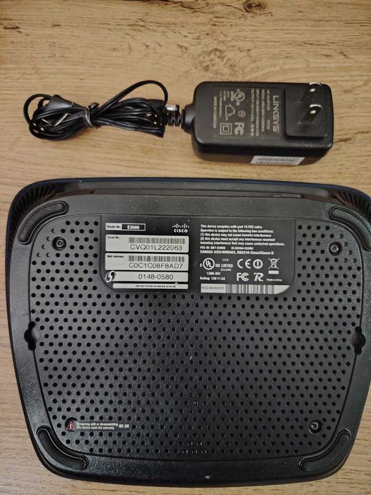 Wifi роутер Cisco Linksys E3000