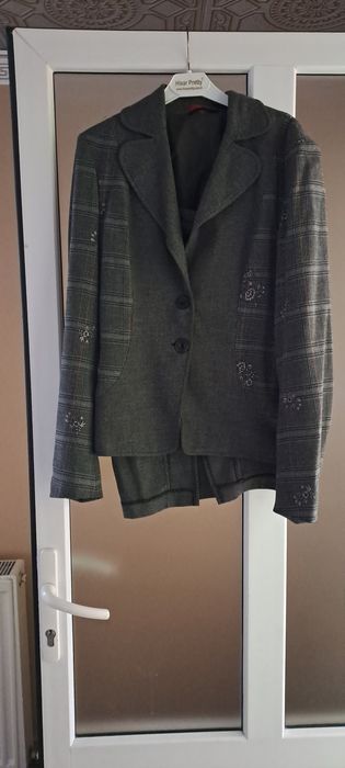 Costum dama marimea 38