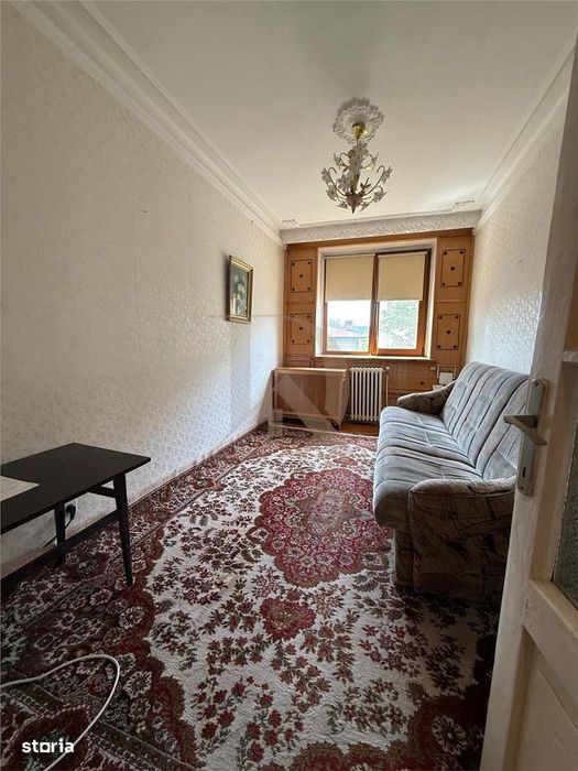 Centru - Cuza Voda , 3 camere , etaj intermediar