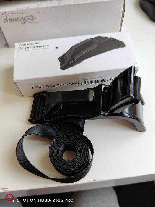 Car seat belt for pregnant woman