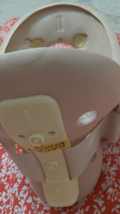 Ортопедический воротник