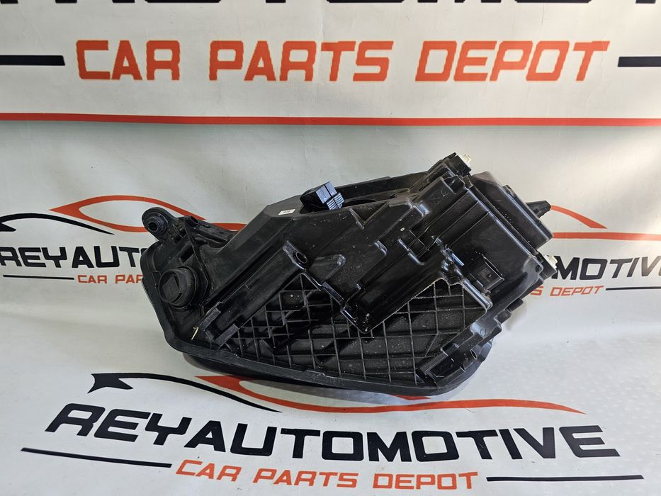 Far dreapta led Audi Q5 FY Facelift cod 80A941034F avariat
