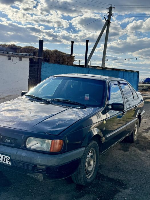 Пассат В3 1992г Инжектор. Обьем 2л