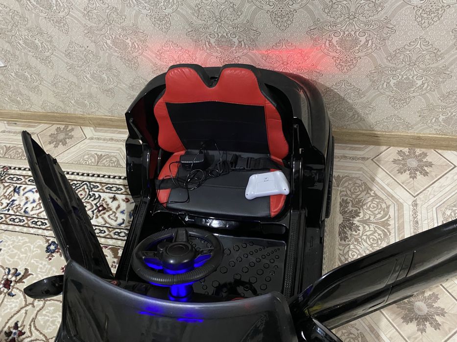 Детская электромашина мерс