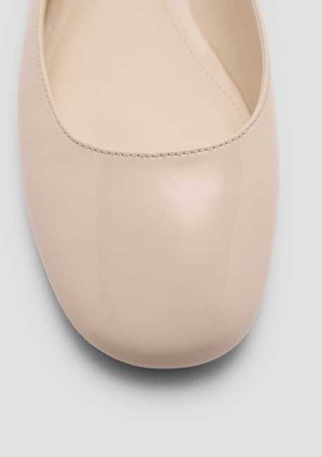 Балетки под лакированную кожу 38