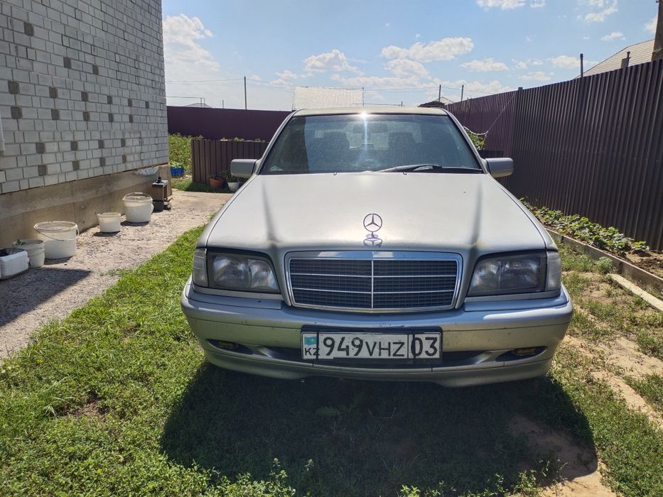 Продам Мерседес С-180