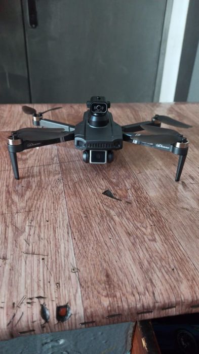 Дрон без пульта.