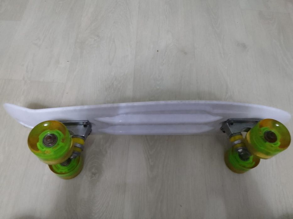 Продам скейт хороший