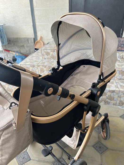 Коляска детская .