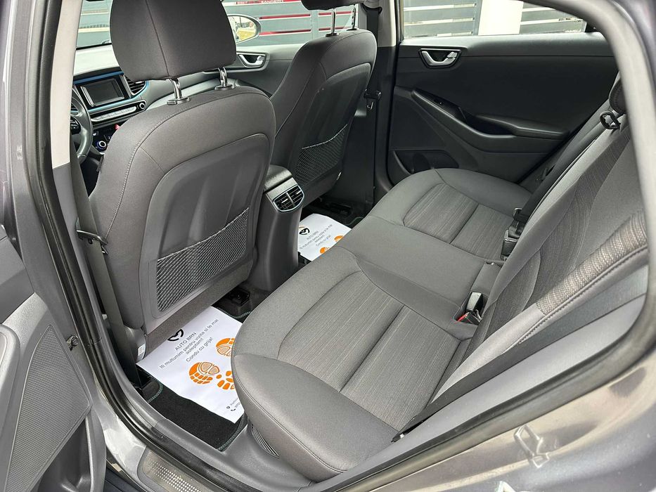 Hyundai ioniq 1.6 benzina hybrid TVA deducibil