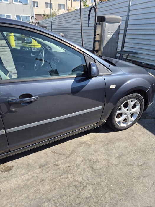 FORD Focus 2006 — imagine 3
