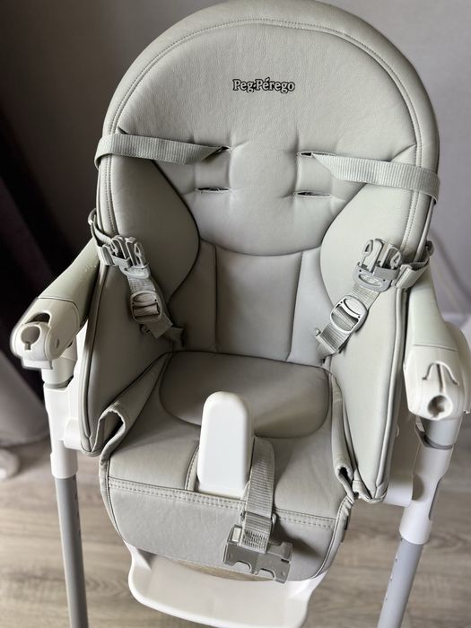 Стульчик для кормления Peg perego