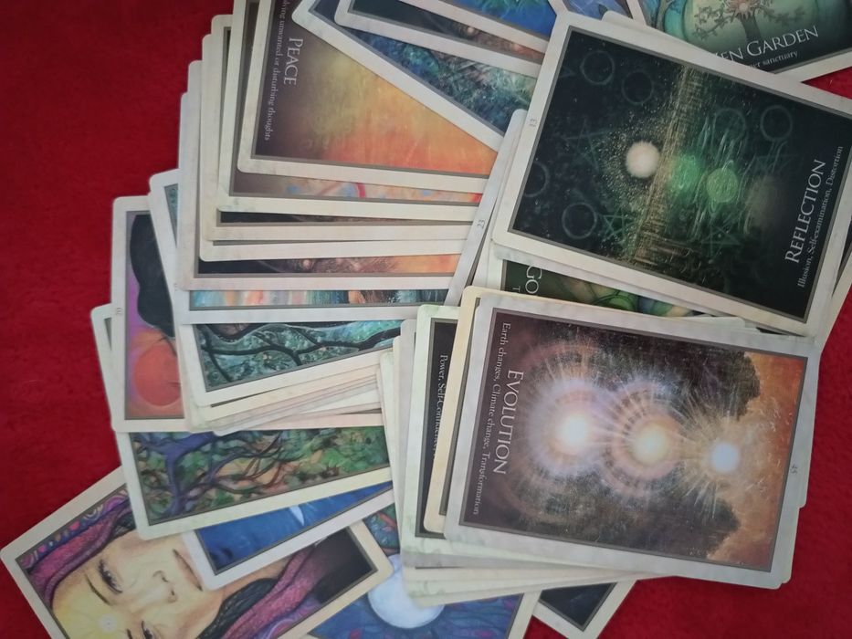 3 seturi Oracle cards Tarot, impreuna