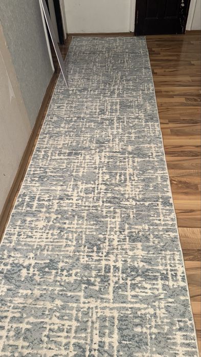 Продаётся ковёр в отличном состоянии