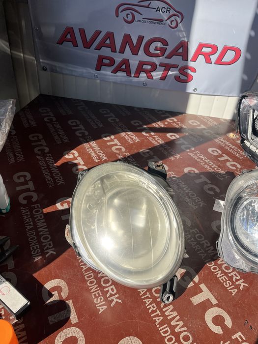 Фар Fiat 500 десен и ляв