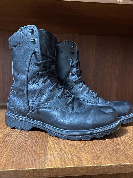 Военный сапог не ношены