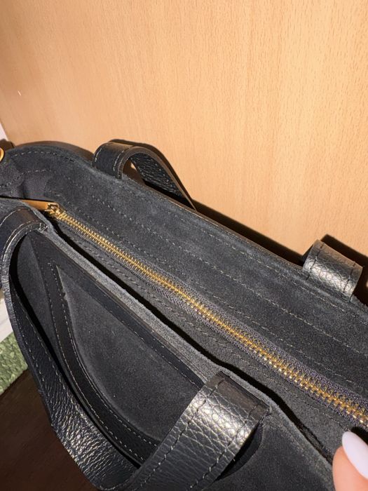 Нова дамска чанта от естествен велур