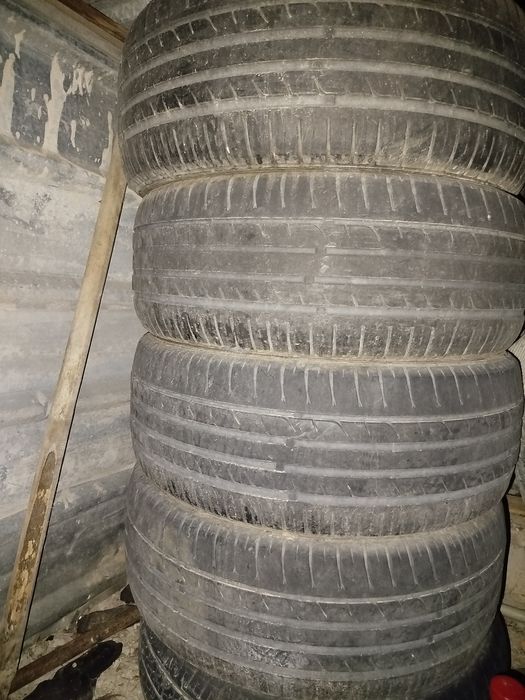 Продам 215/55/17