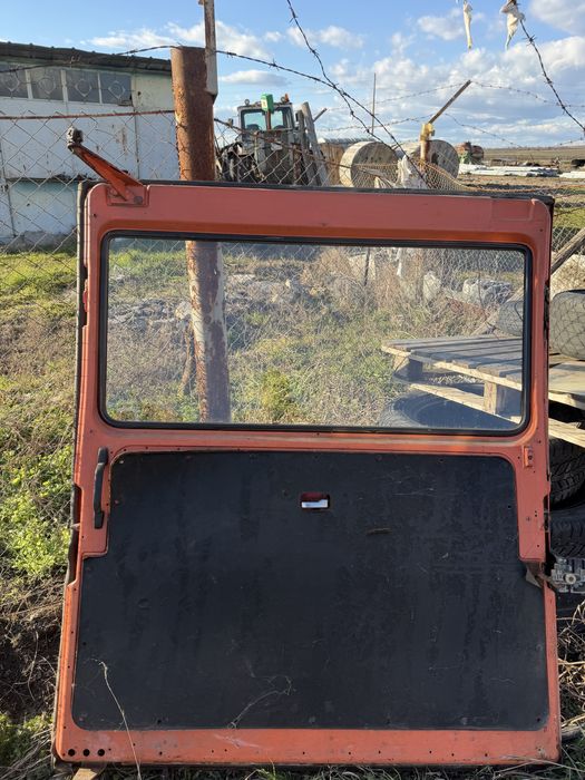 Странична врата от бус мерцедес 310