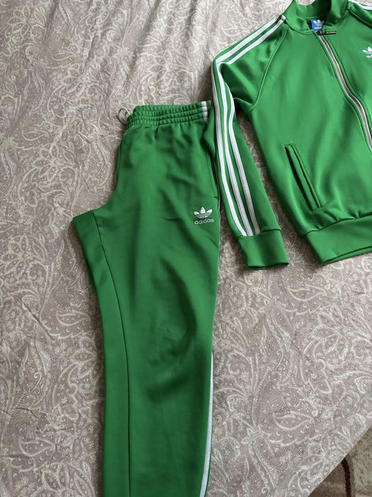 Дамски оригинален екип adidas