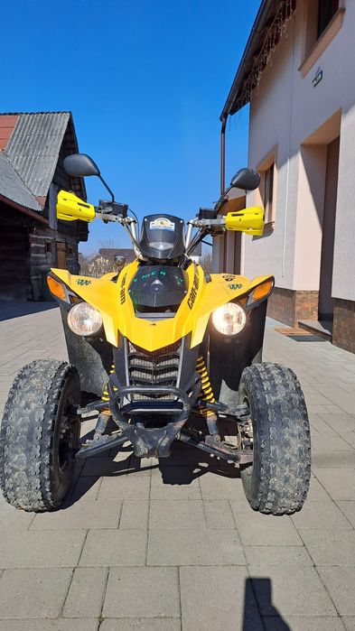 Vând sau schimb Can Am Bombardier, cu atv mai mare.