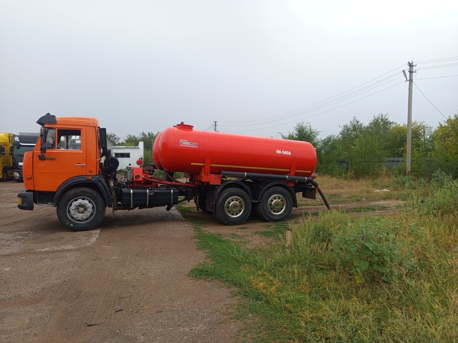 Ассенизатор, откачивание септиков.