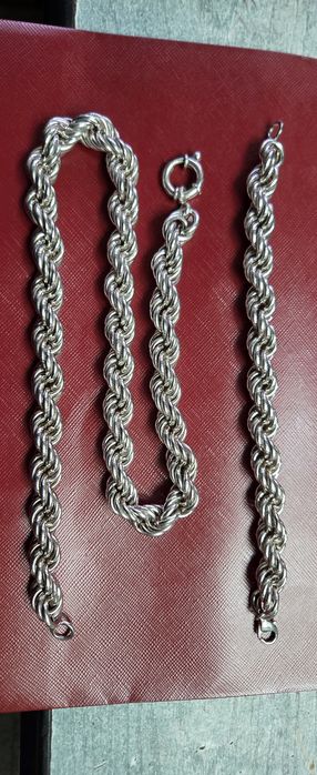 Сребърен синджири и гривна