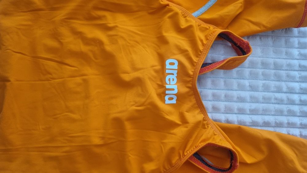 ARENA дамски състезателен бански, UK26, I36 - оранжев