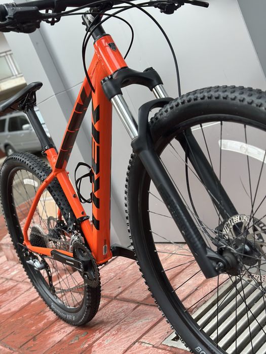 Trek Marlin 7 29 RockShox