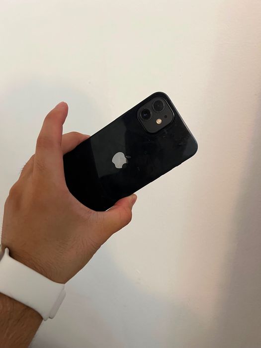 Iphone.   12. 64gb