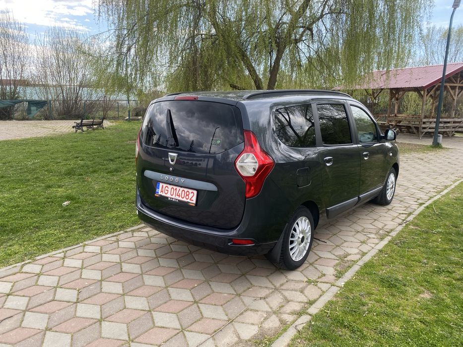 Dacia Lodgy. 1,5 DCI. 7-Locuri. 110 CP