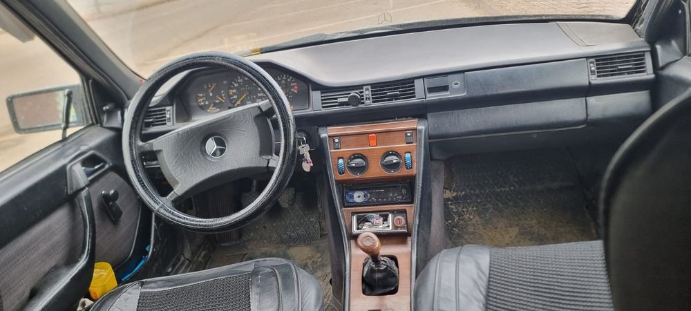 Продам Мерседес W124