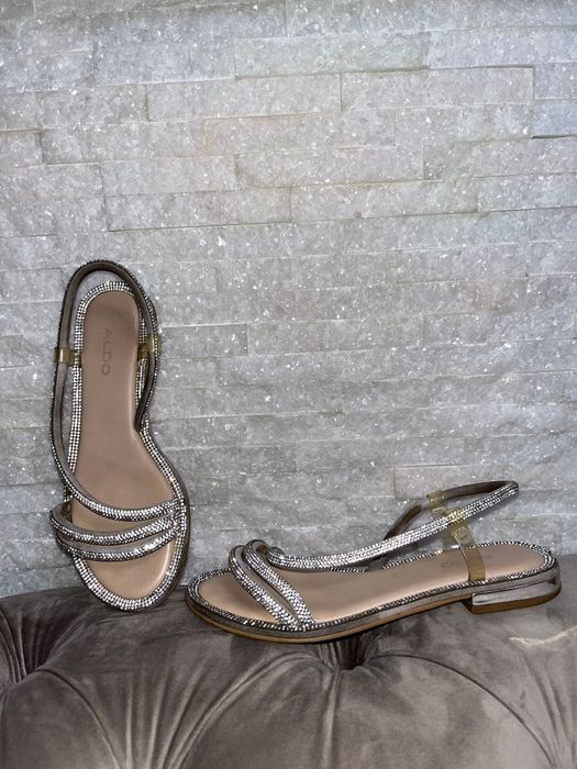 Sandale superbe Aldo,nu chanel