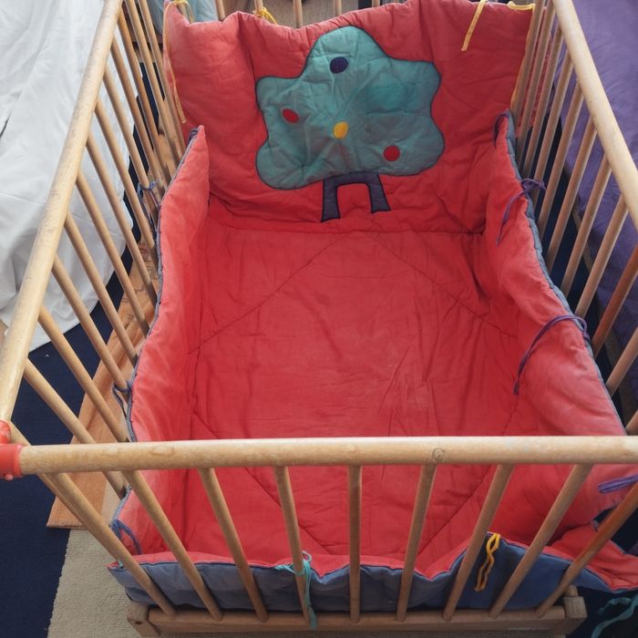 Продам игровой манеж