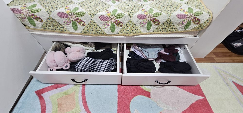 Детская двухэтажная кровать-шкаф