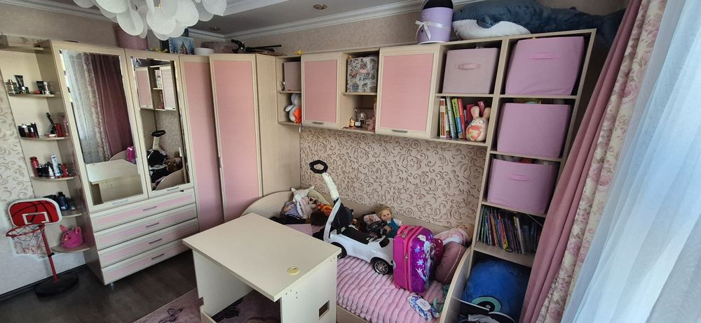 Детская стенка бесплатно, разбор и самовывоз.