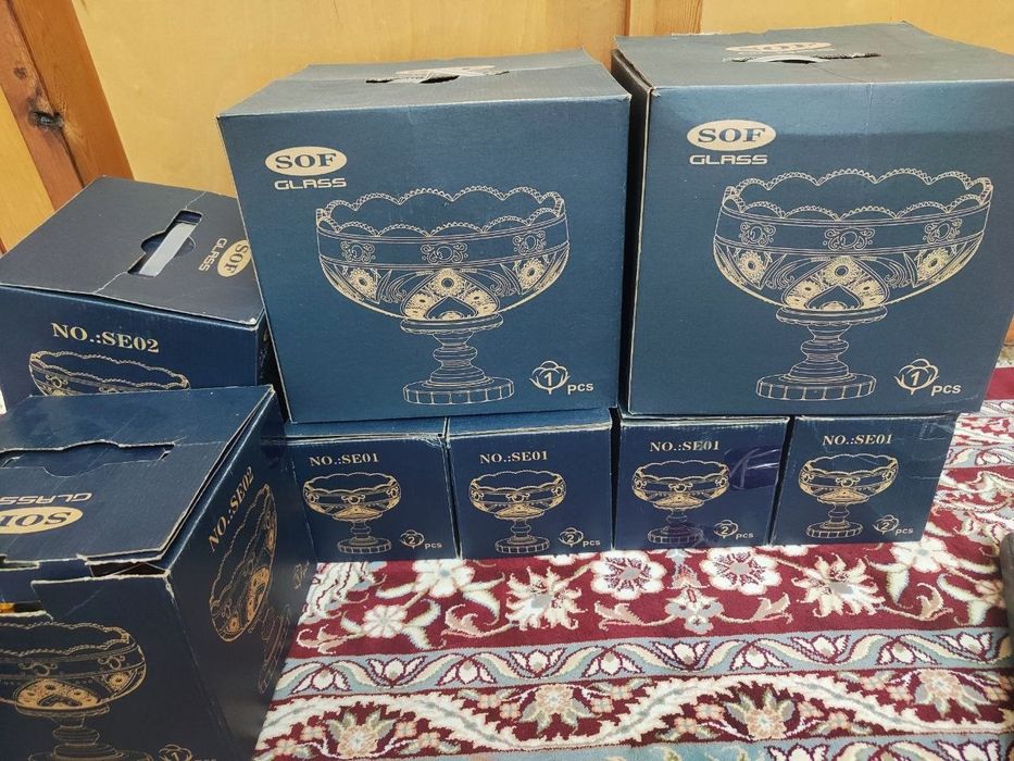 Продаётся новый набор богемского хрусталя, 12 предметов