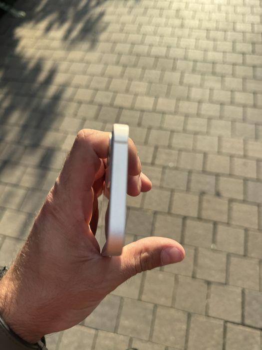 Продам телефон Айфон 12 mini 88Акб