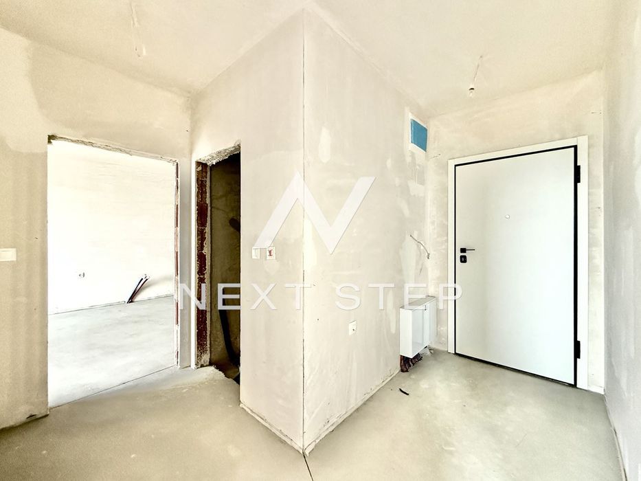 Продава се Тристаен апартамент в Пловдив, Тракия - 96 кв.м за 771 €/кв.м - Снимка #8