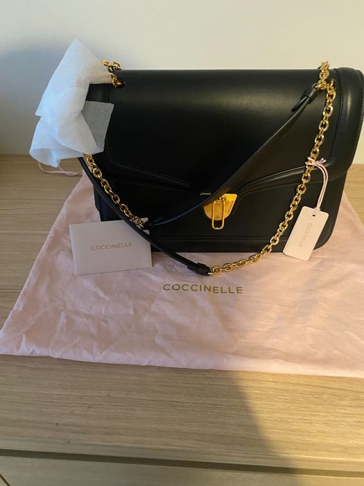 Нова чанта Coccinelle