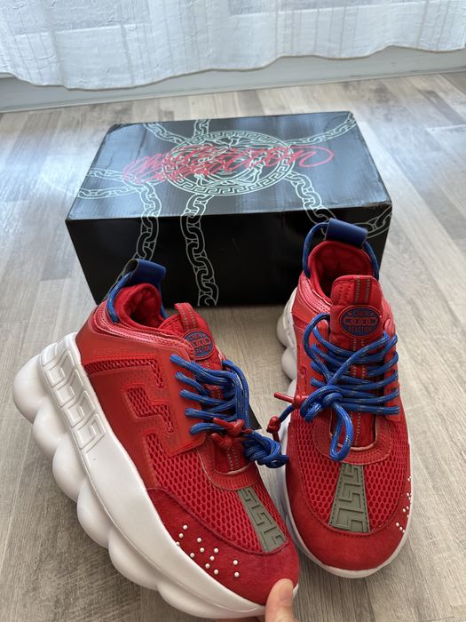 Adidasi Versace 2024