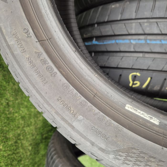 245 45 19 Bridgestone