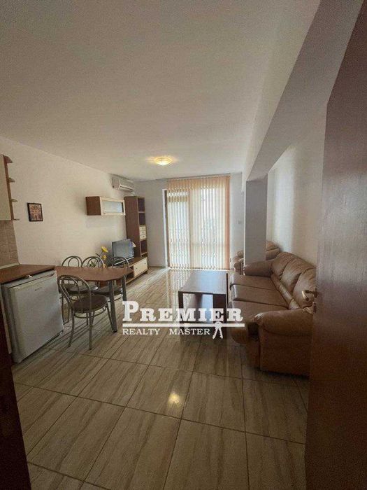 Продава се Тристаен апартамент в к.к. Слънчев бряг - 95 кв.м за 1111 €/кв.м - Снимка #3