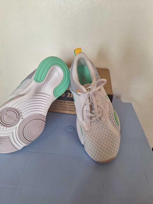 Маратонки Nike Superrep , 39 н, НОВИ