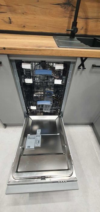 Отдавам под наем 3-стаен апартамент Варна Лятно кино Тракия