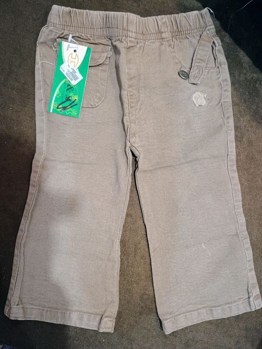 Детски панталони бежовв цвят за 2 и 3 годинки