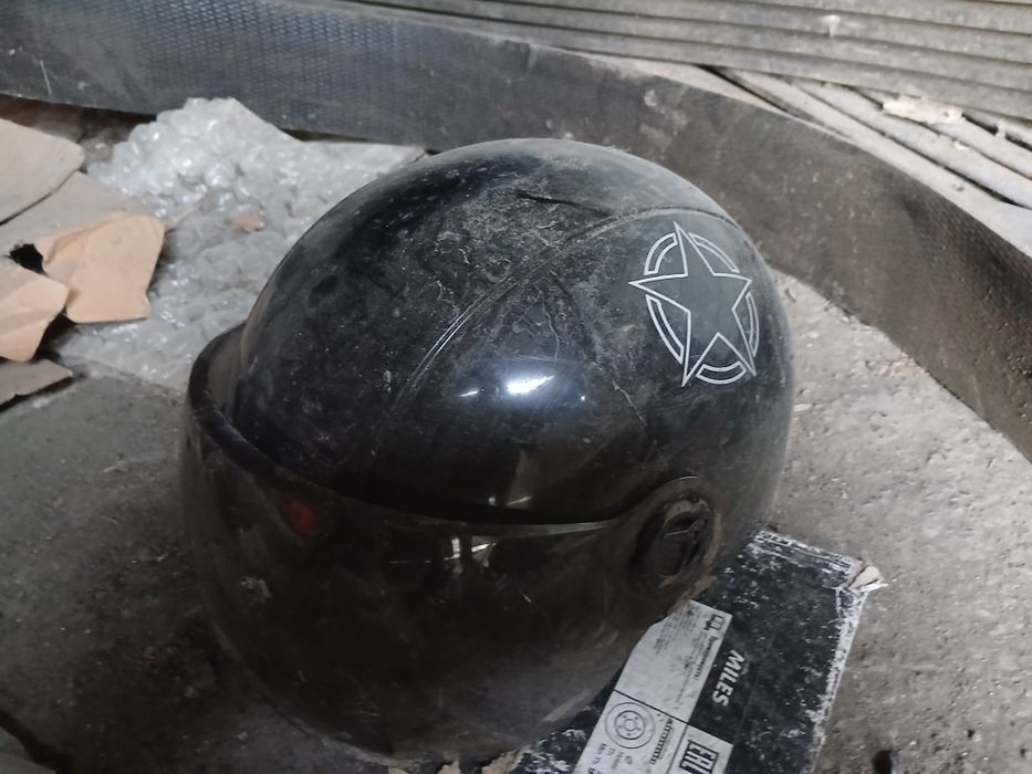 Продам шлем на мопед