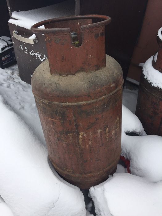 Газ пассат сторожку  будку печку