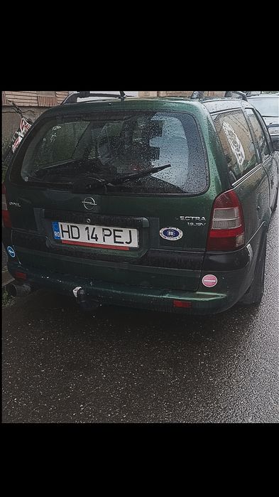 Vând Schimb Opel Vectra b caravan